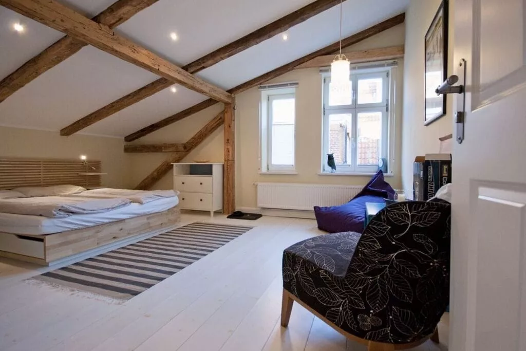 185564-Bedroom