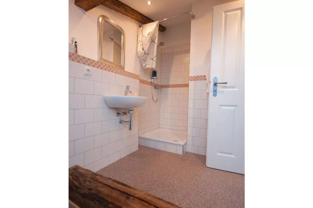 185564-Bathroom