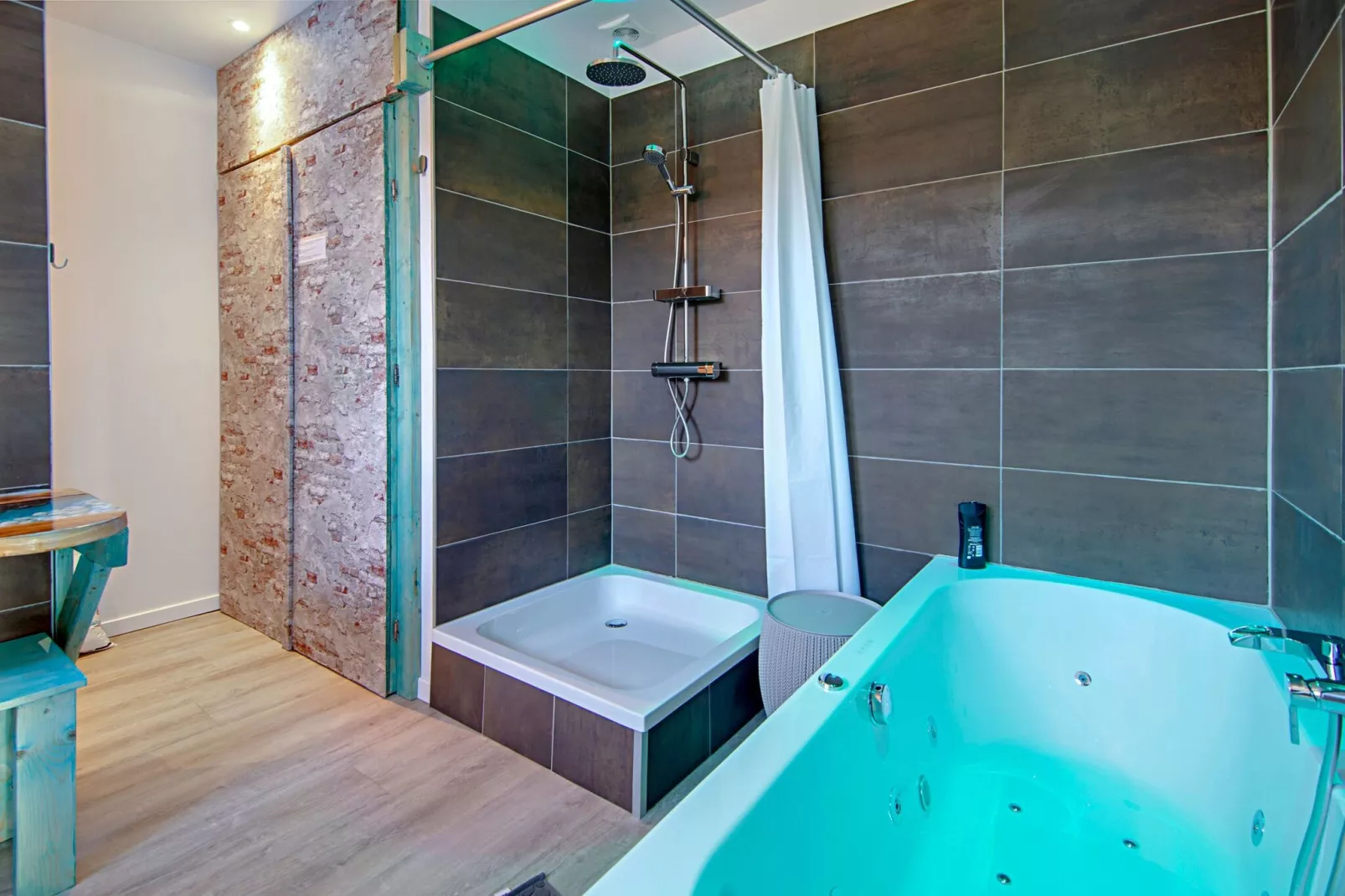 La Valse des Mésanges-Bathroom