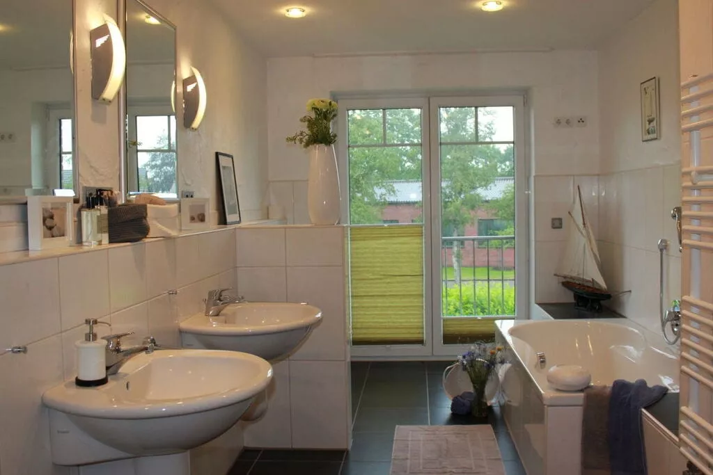 268812-Bathroom