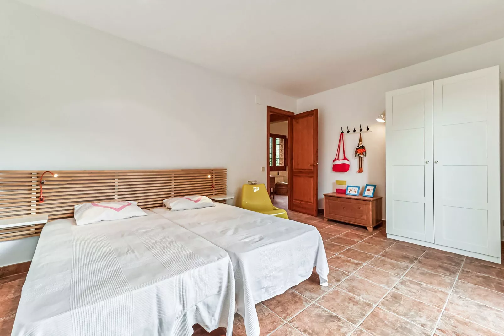 Can Pere Castanyer-Bedroom