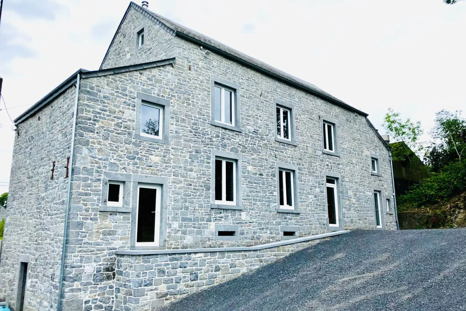Le Presbytère d'Achet-Exterior summer