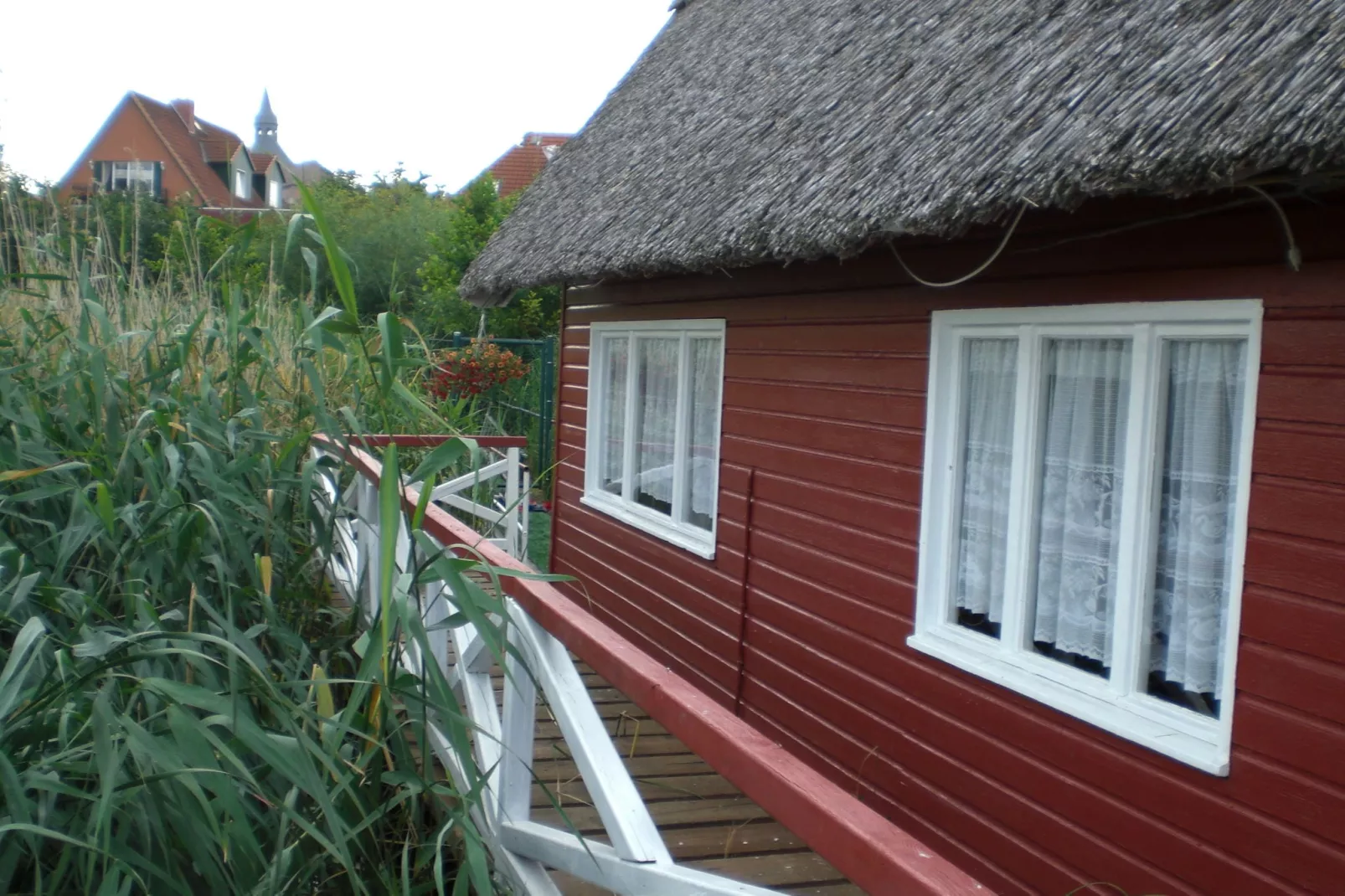 Bootshaus direkt am See mit eigenem Steg-Exterior summer
