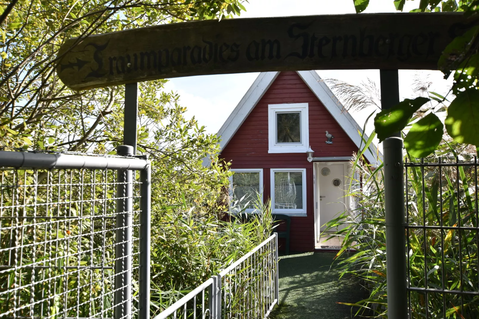 Bootshaus direkt am See mit eigenem Steg-Reception hall