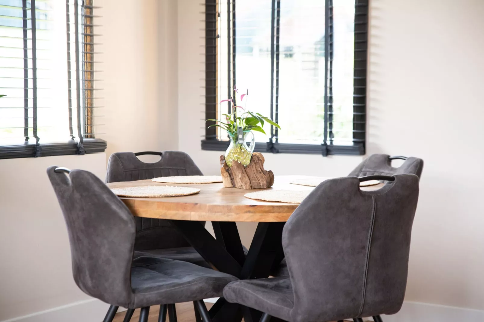 4 pers Welness huis 93-Dining room