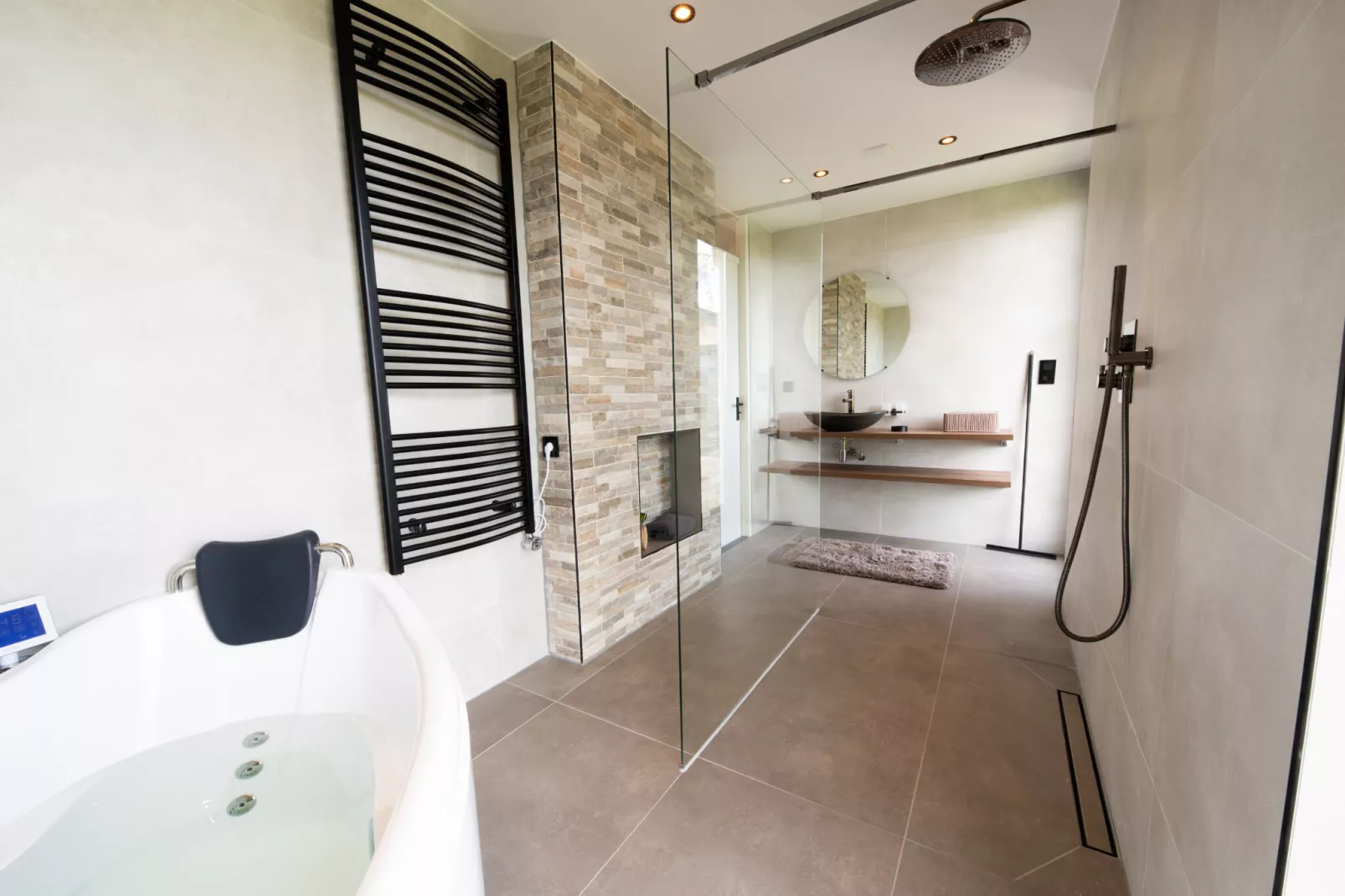 4 pers Welness huis 93-Bathroom