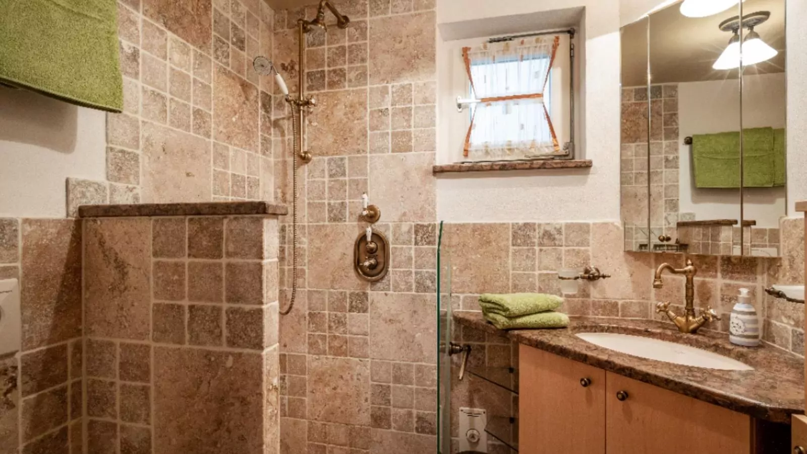 Weberhäusl am Penningberg-Bathroom