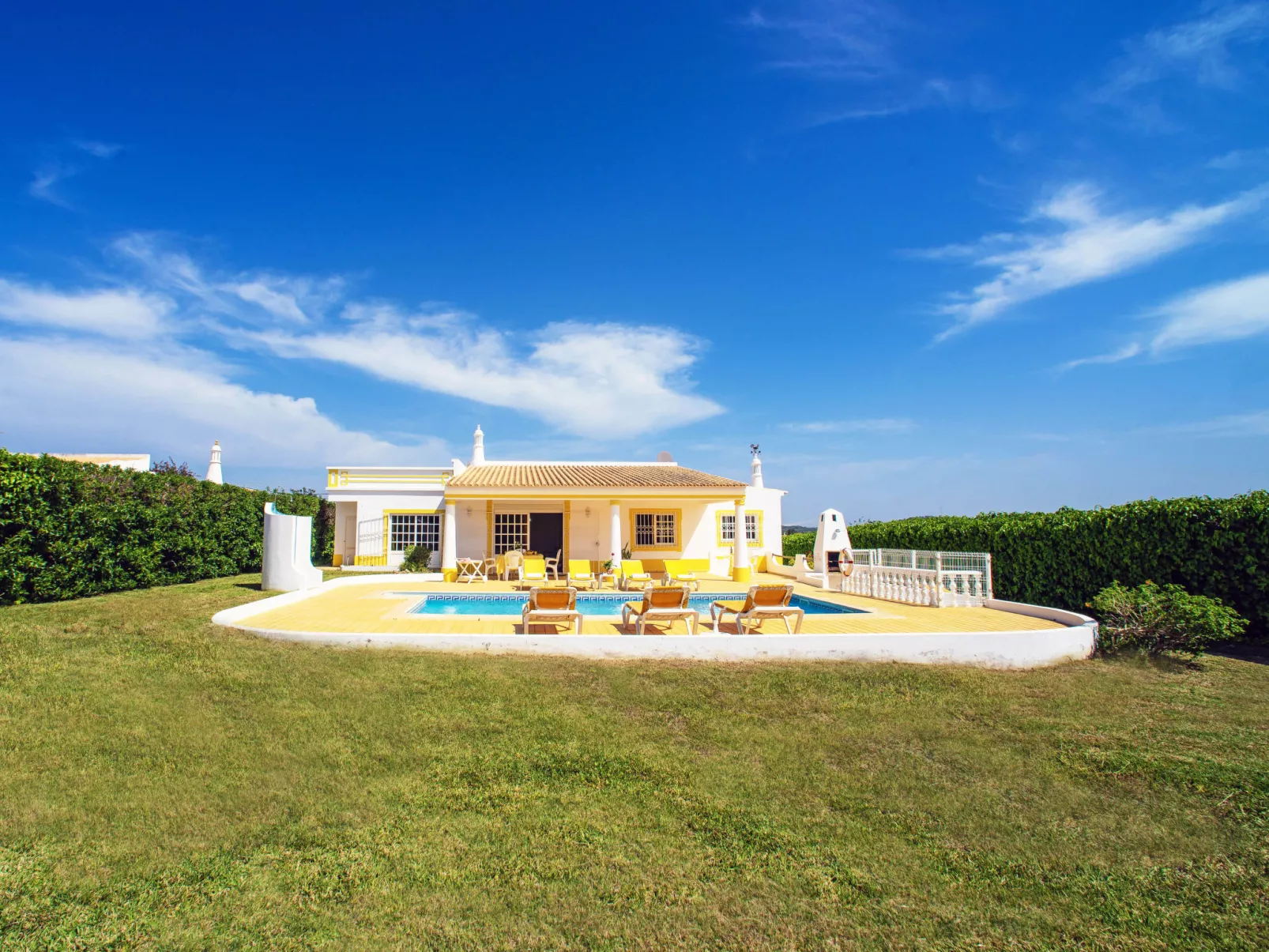Da Bela Vista-Outside