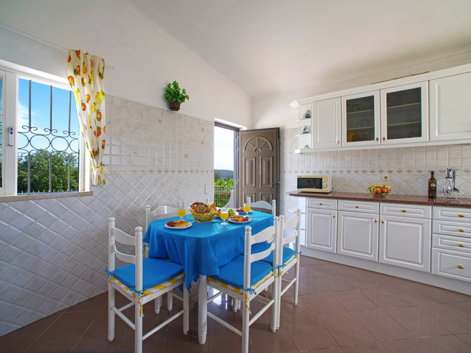 Da Bela Vista-Inside
