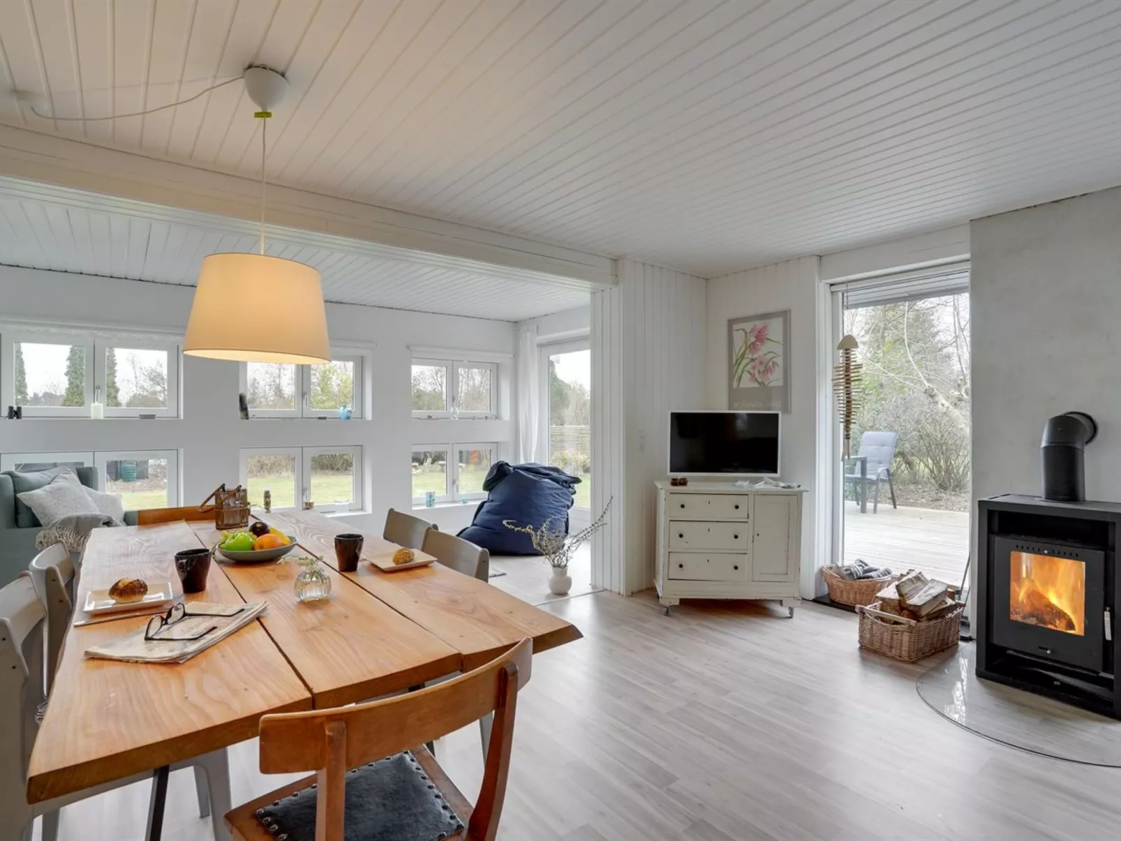 "Hendrina" - 500m from the sea-Inside