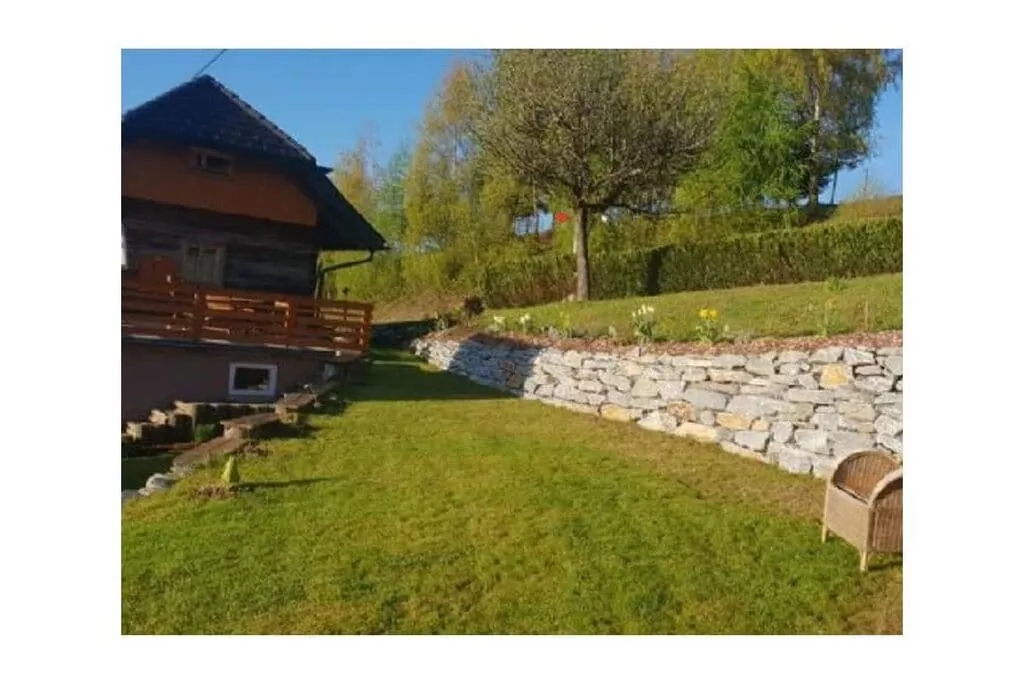 395431-Außenbereich Sommer