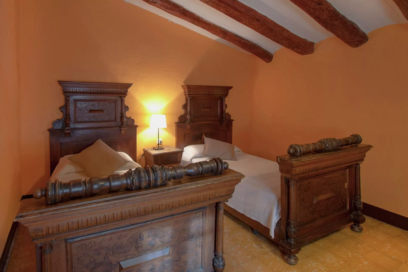 L'Olivera Dalt i Baix-Bedroom