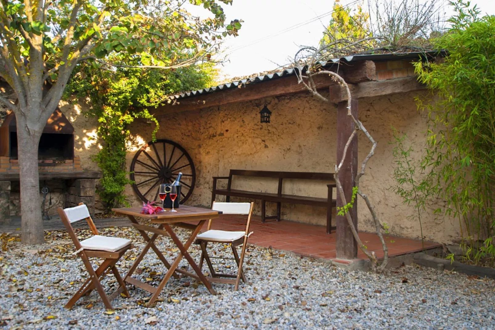 L'Olivera Dalt i Baix-Gardens summer