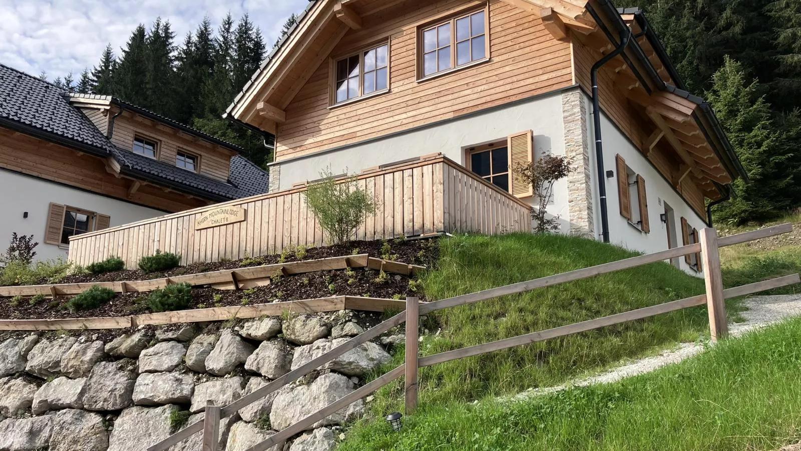 Ahorn Mountainlodge-Exterior summer