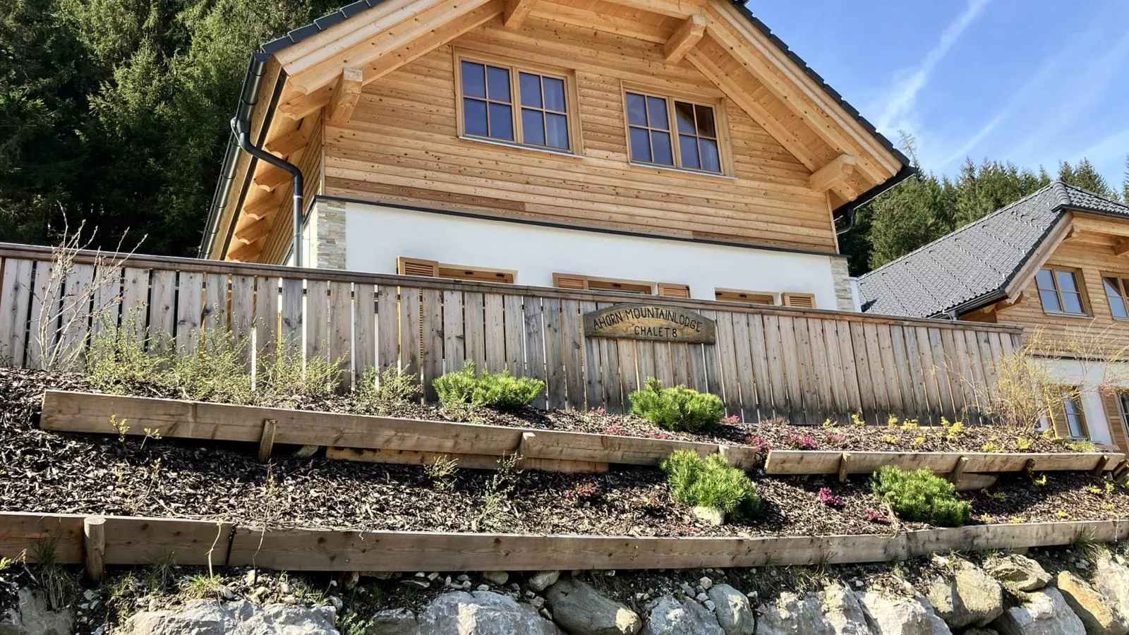 Ahorn Mountainlodge-Exterior summer