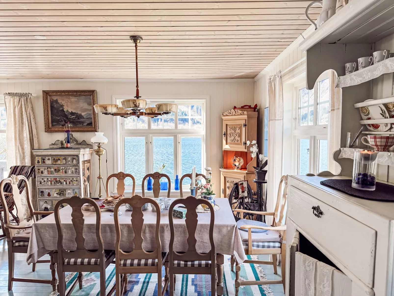 Villa Esefjord-Inside