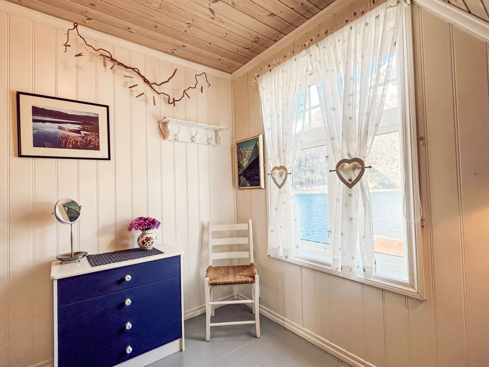 Villa Esefjord-Inside