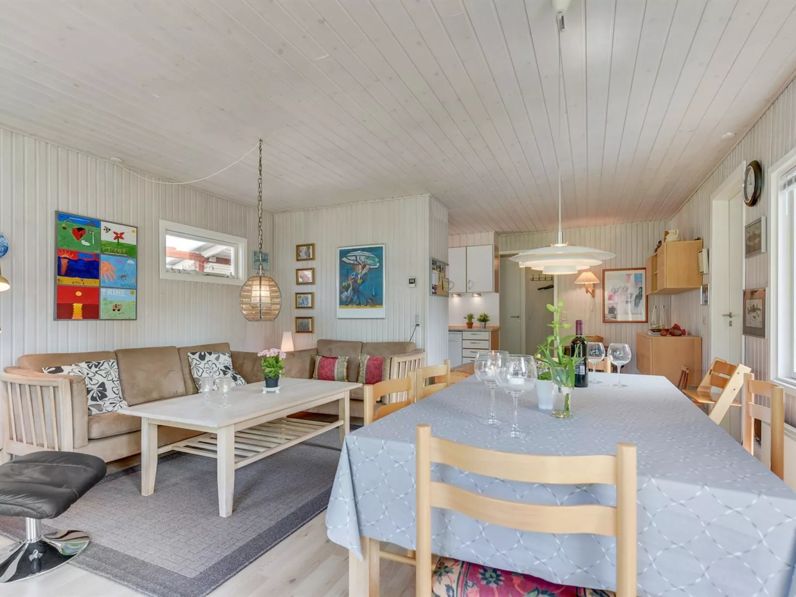 "Tess" - 50m from the sea-Inside