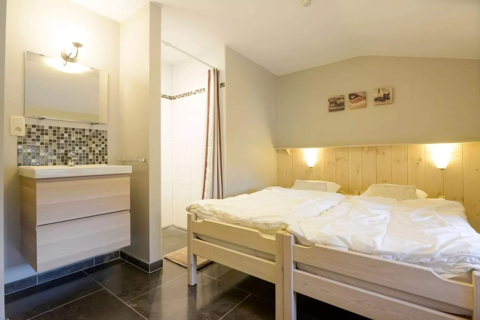La Brasserie-Bedroom