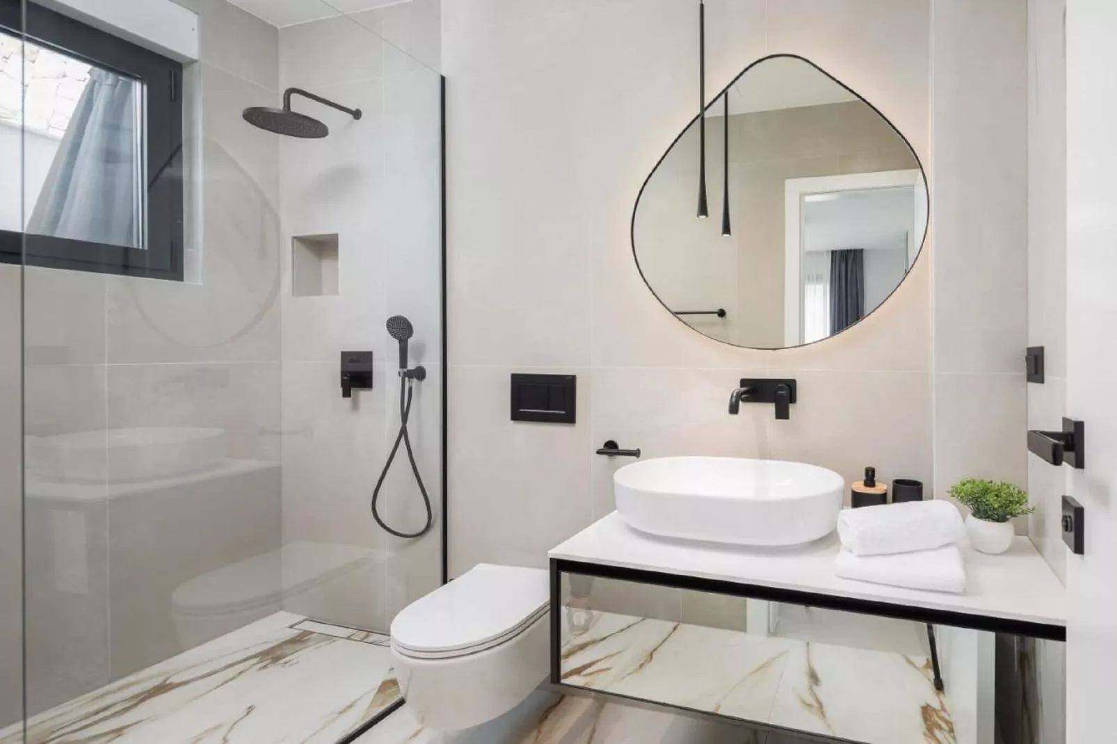 Villa Karla-Bathroom