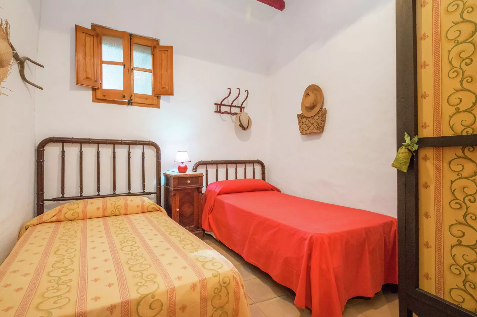 El Racó-Bedroom