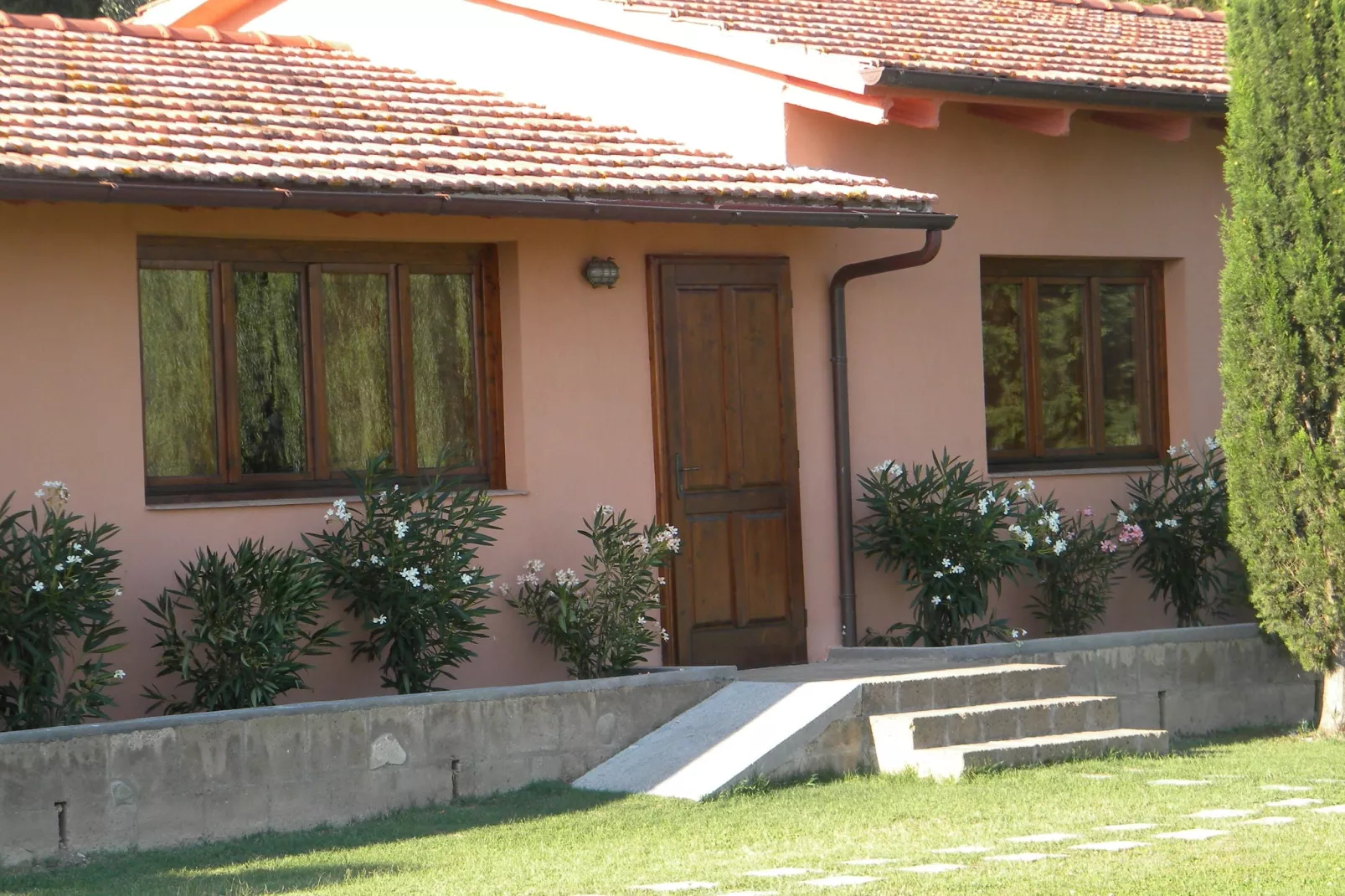 Sei Orcia-Exterior summer