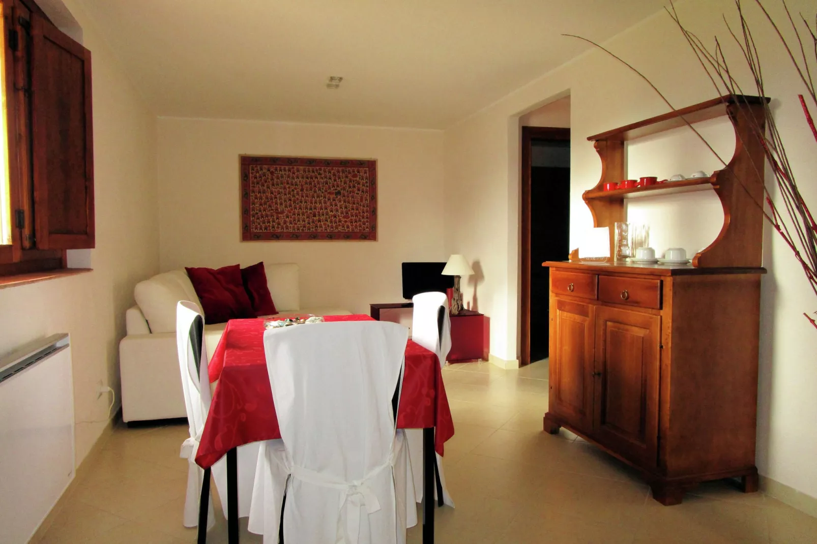 Sei Orcia-Living room
