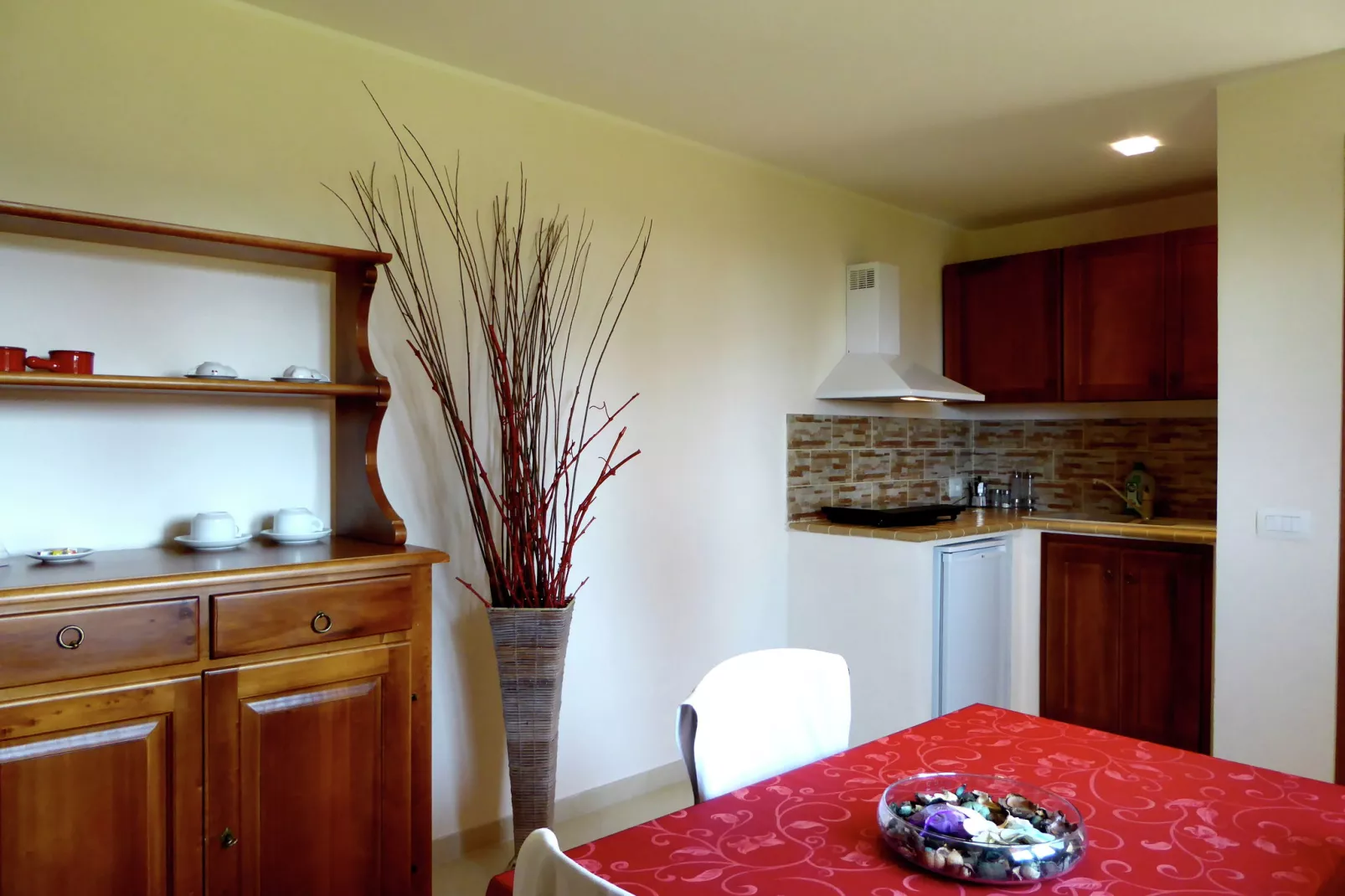 Sei Orcia-Kitchen