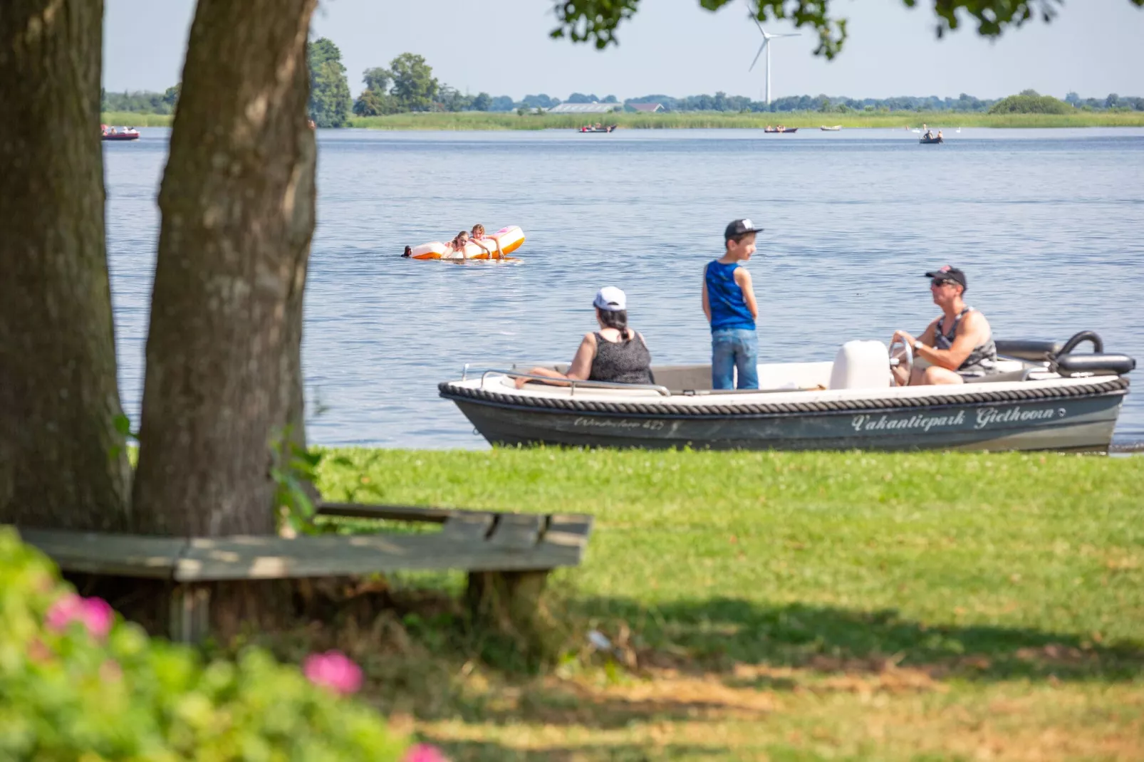 Vakantiepark Giethoorn 4-Park facilities