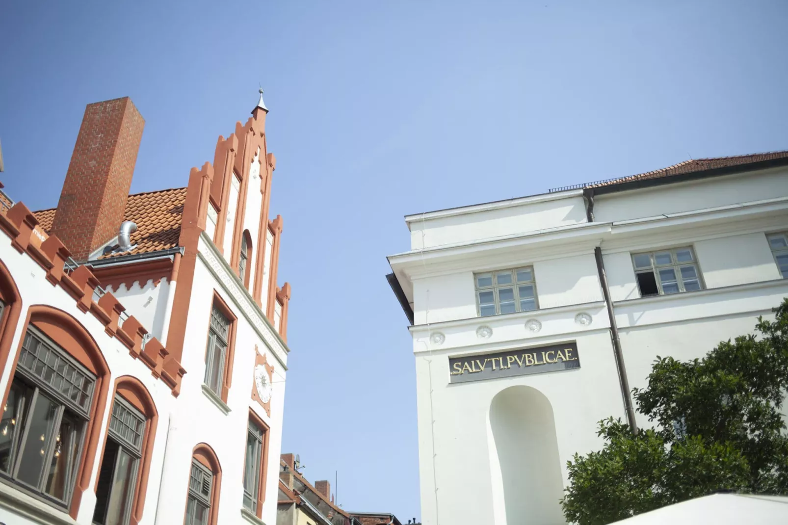 Backbord Hansestadt Wismar mit Terrasse-Aussicht Sommer