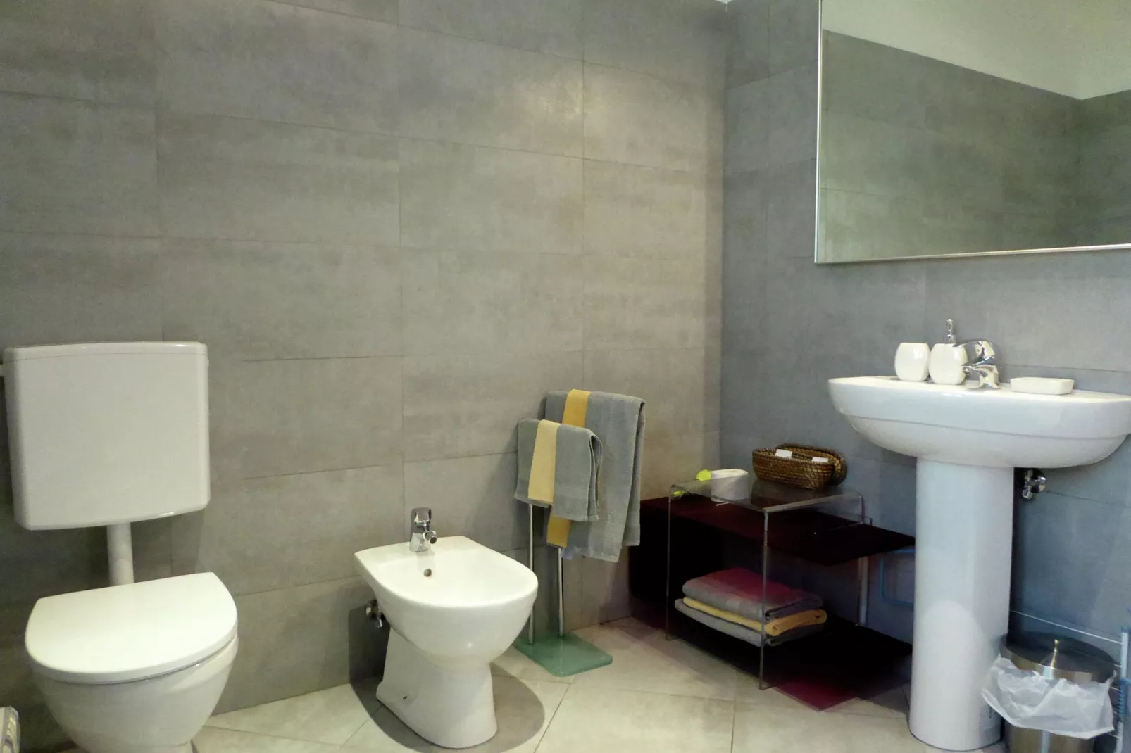 Sei Orcia-Bathroom