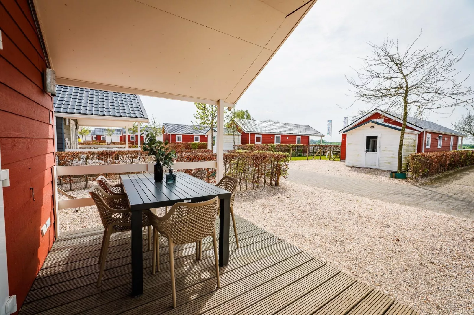 Vakantiepark Eiland van Maurik 2-Terrace balcony