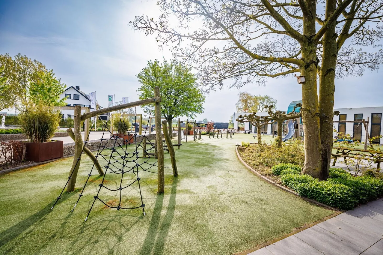 Vakantiepark Eiland van Maurik 3-Park facilities