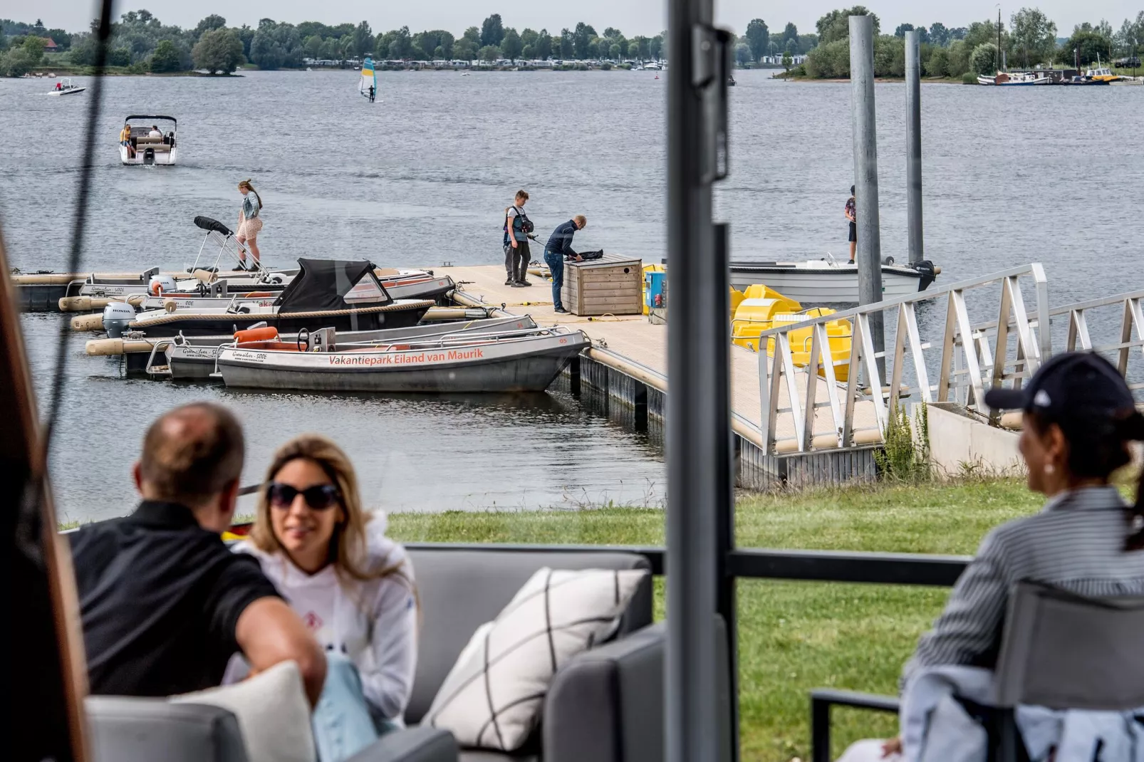 Vakantiepark Eiland van Maurik 3-Park facilities