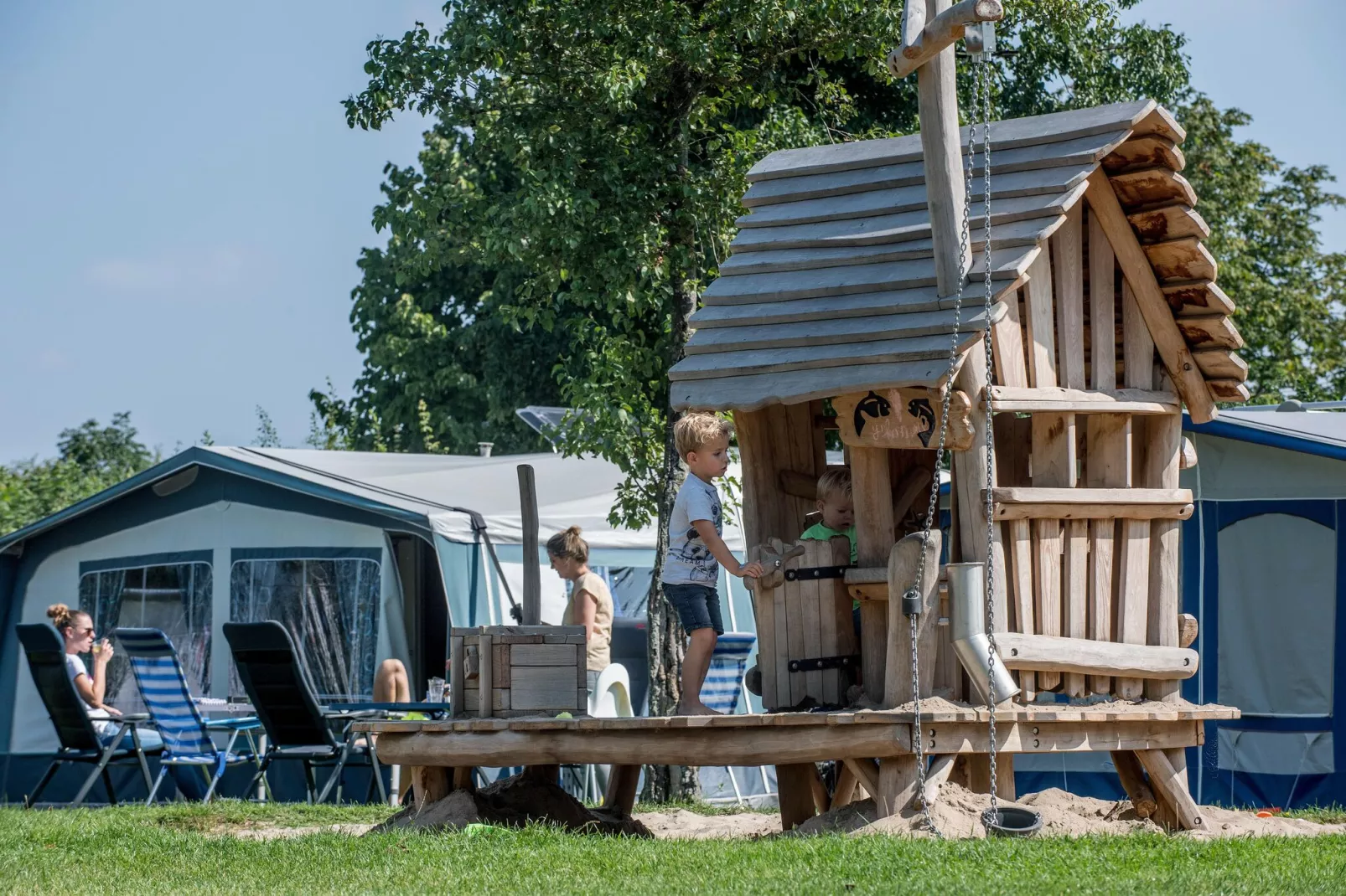 Vakantiepark Eiland van Maurik 3-Park facilities