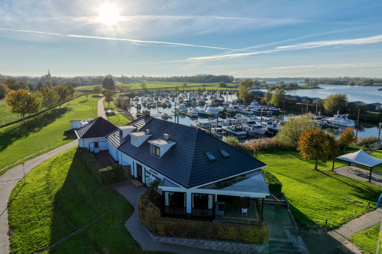 Vakantiepark Eiland van Maurik 3-Park facilities