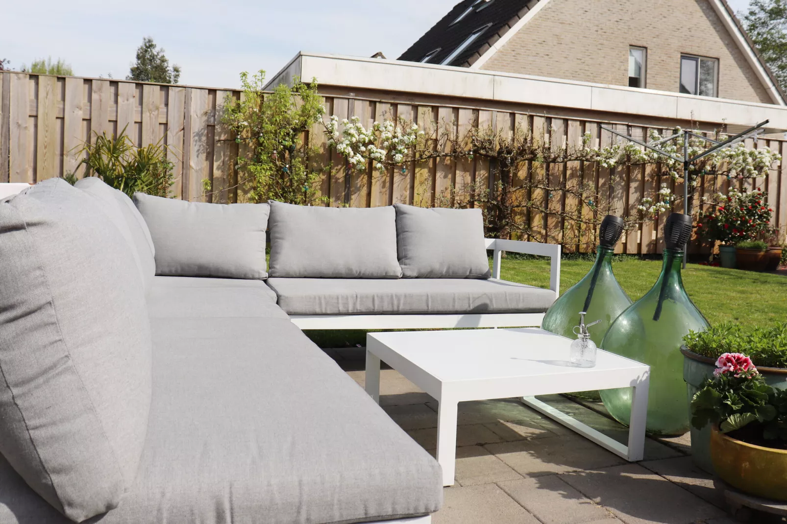 Vakantiehuis in zonnig Grou-Gardens summer