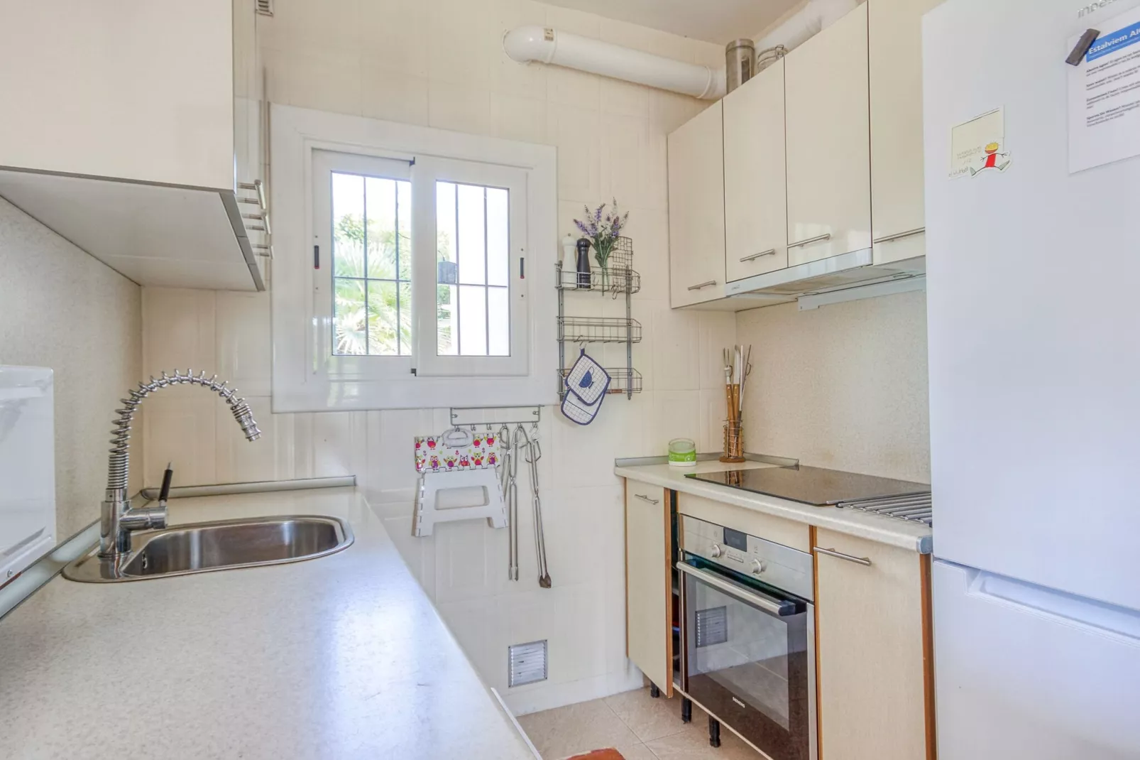 Villa Cadi-Kitchen
