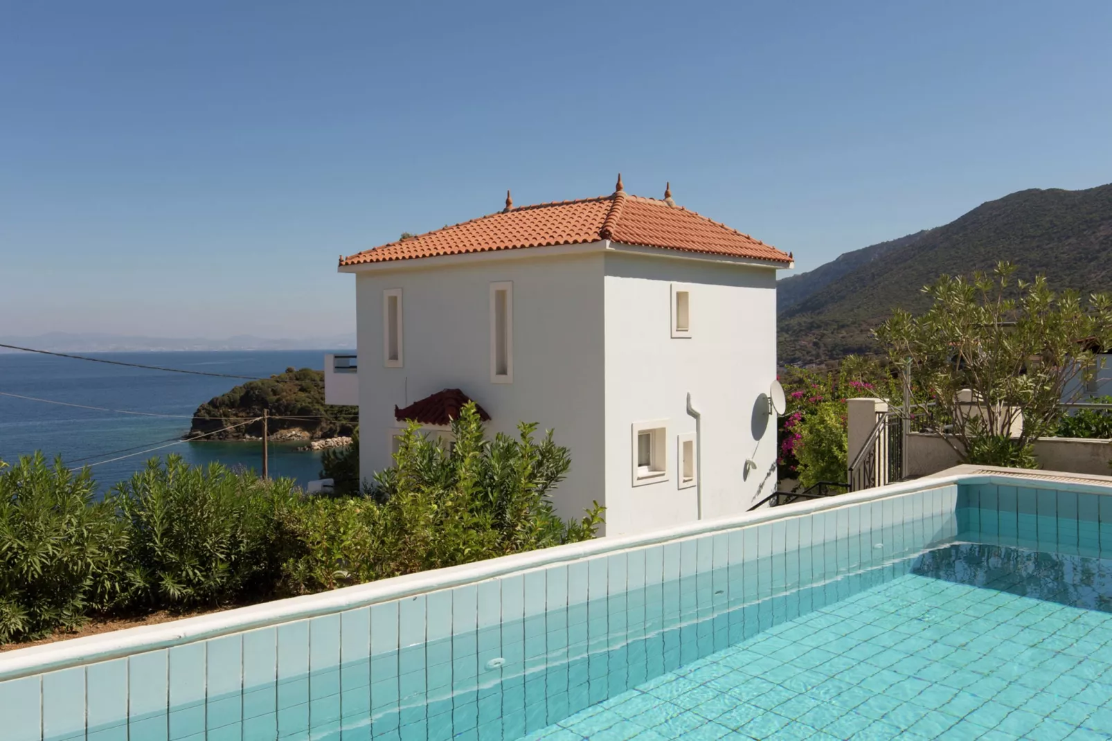 Villa Vasiliki-Außenbereich Sommer