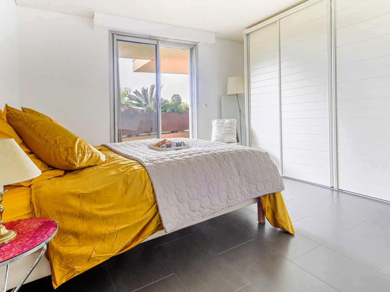 Les Balcons d'Eze-Inside