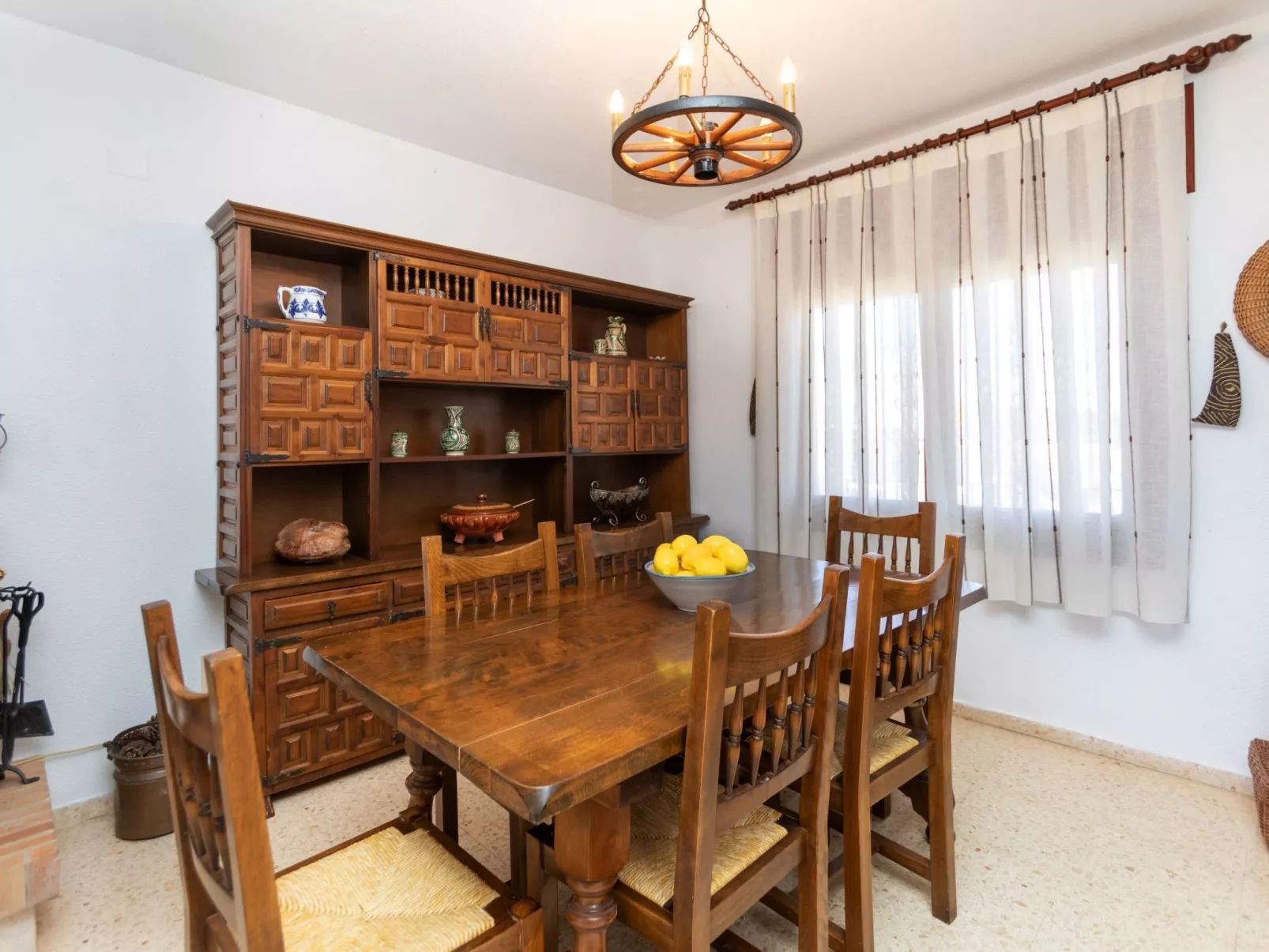 Villa Paloma-Inside