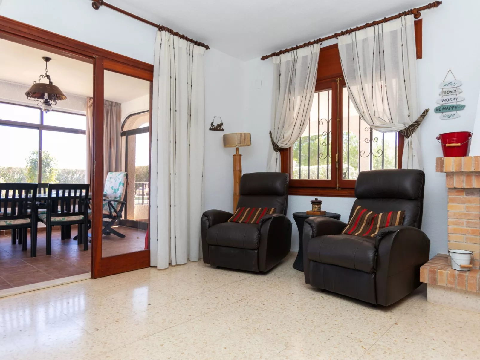 Villa Paloma-Inside