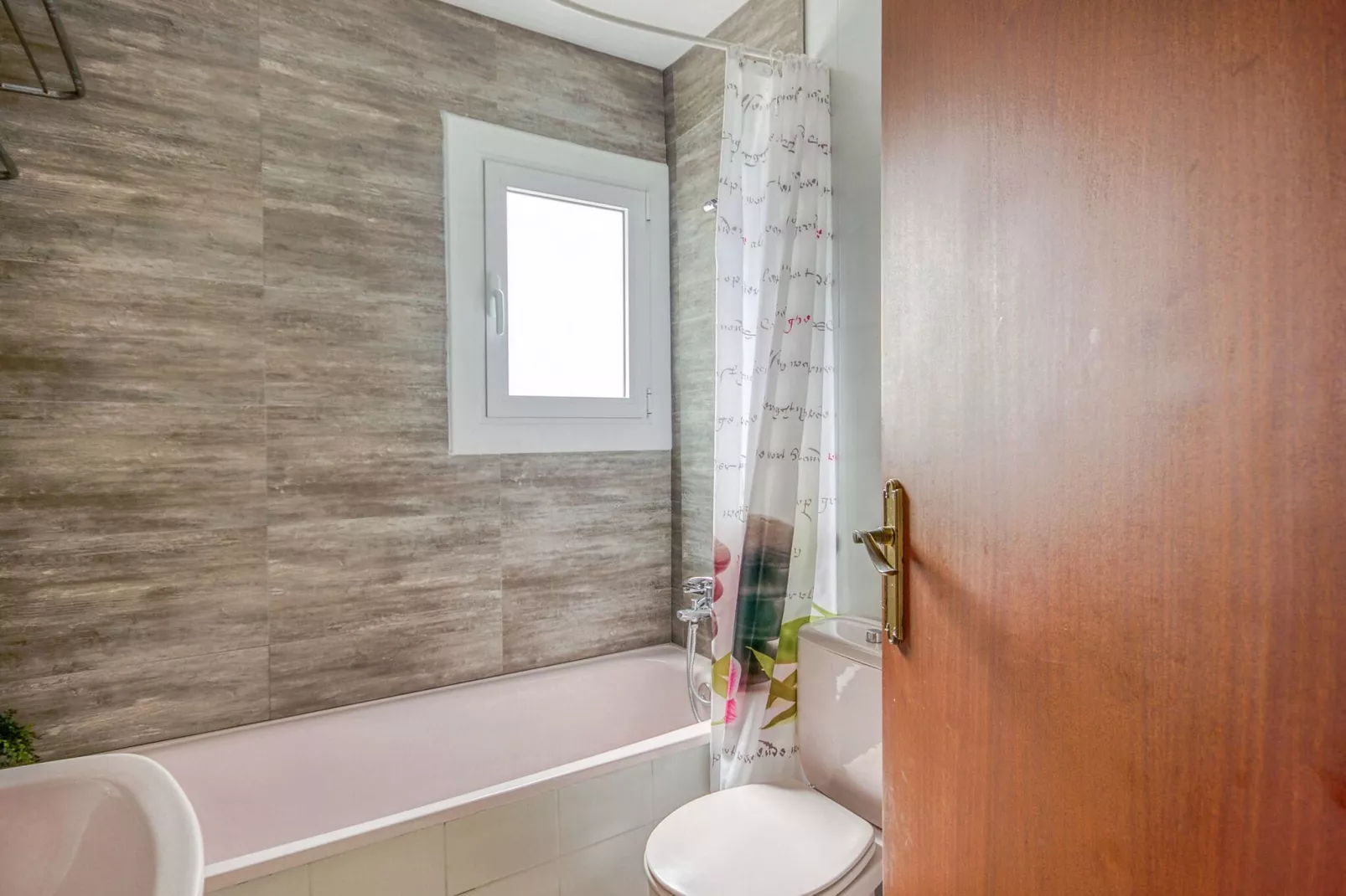 Villa Cadi-Bathroom