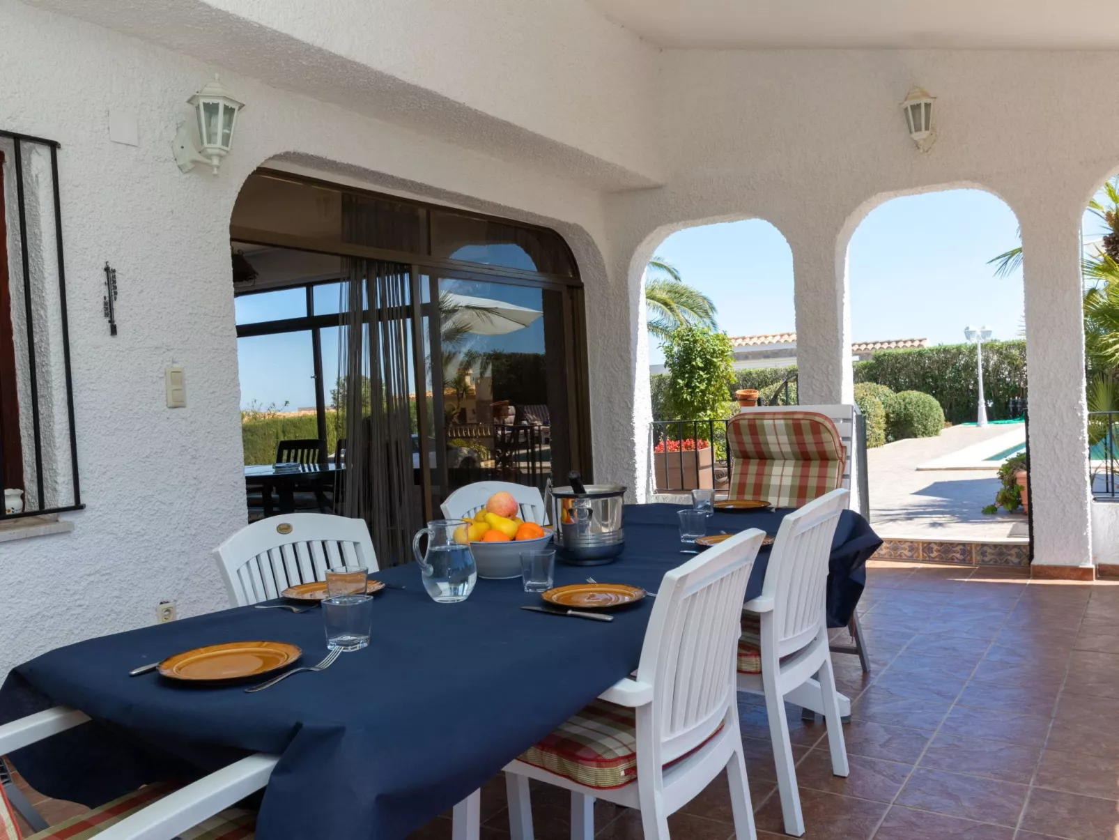 Villa Paloma-Outside