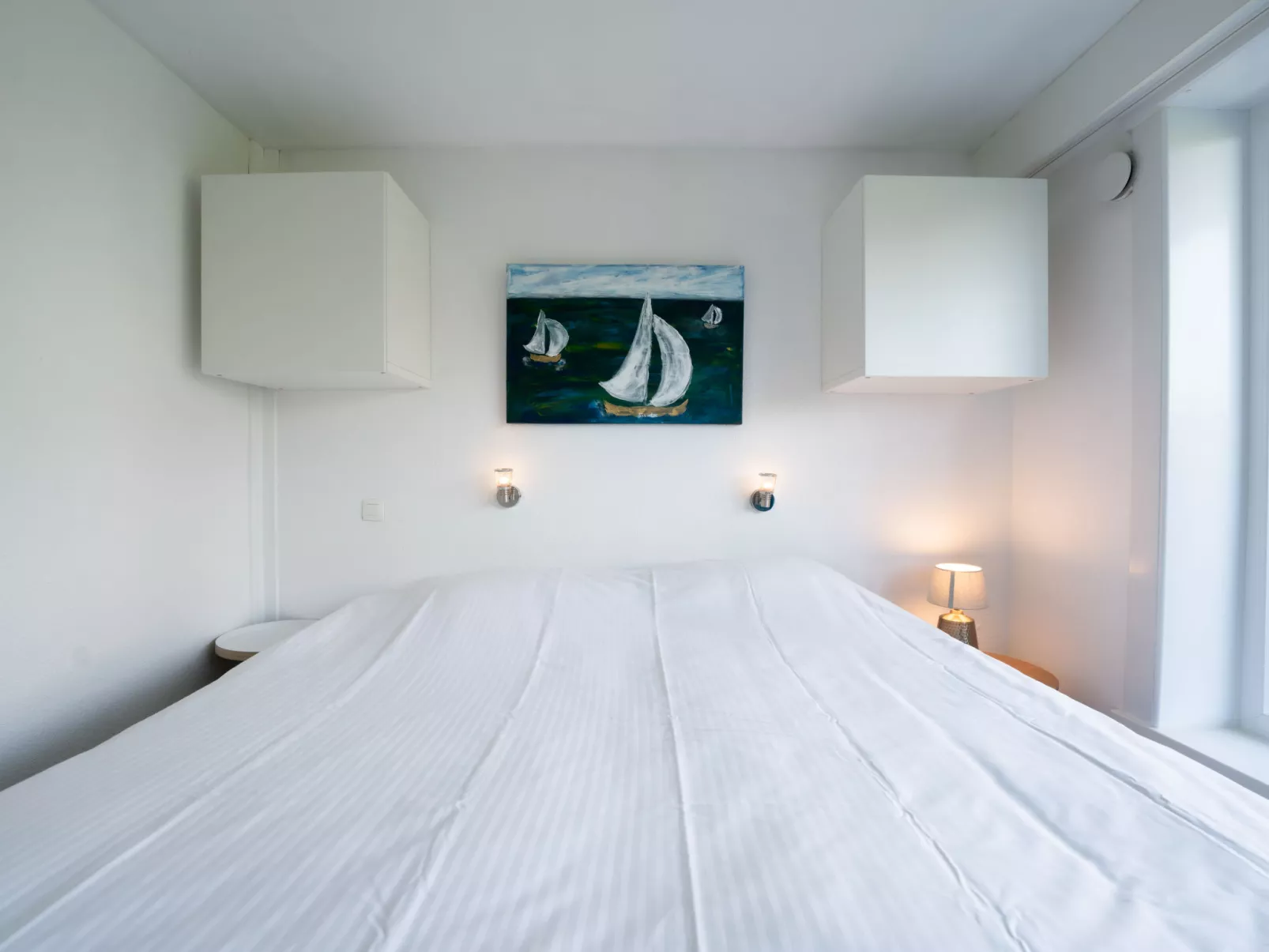 Laya with parking and shared pool-Inside
