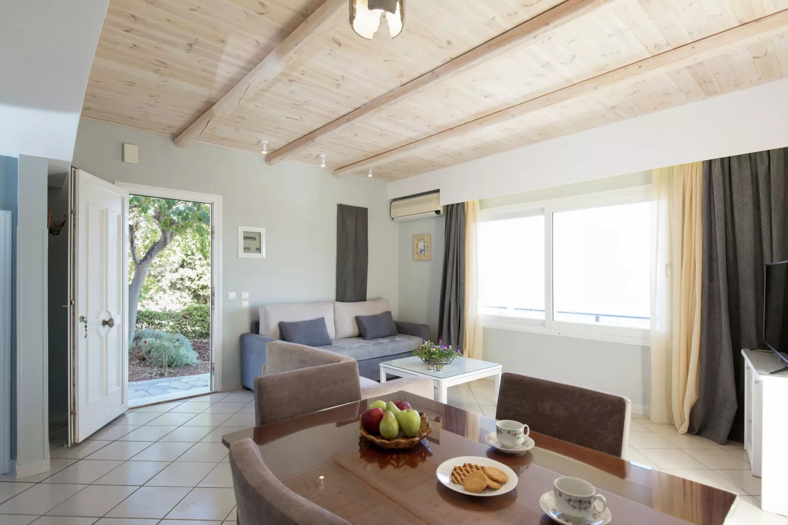 Villa Vasiliki-Esszimmer