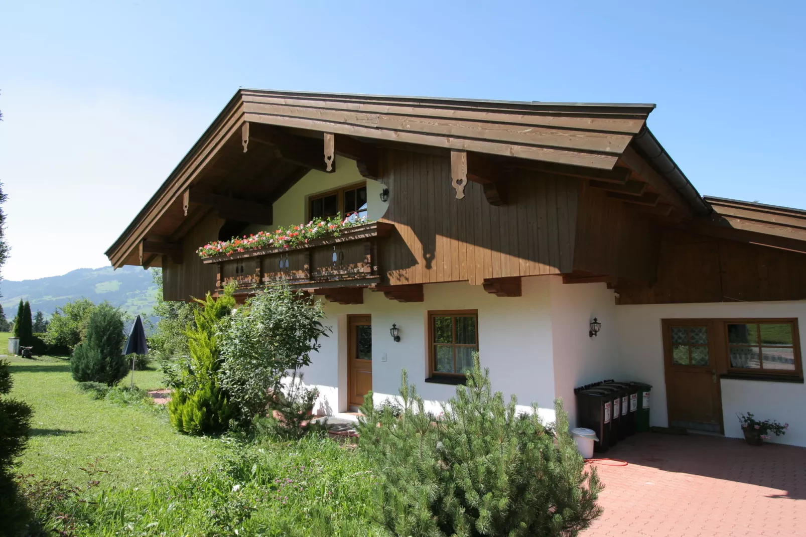 Schönes Appartement in Skigebietsnähe in Kirchberg-Exterior summer