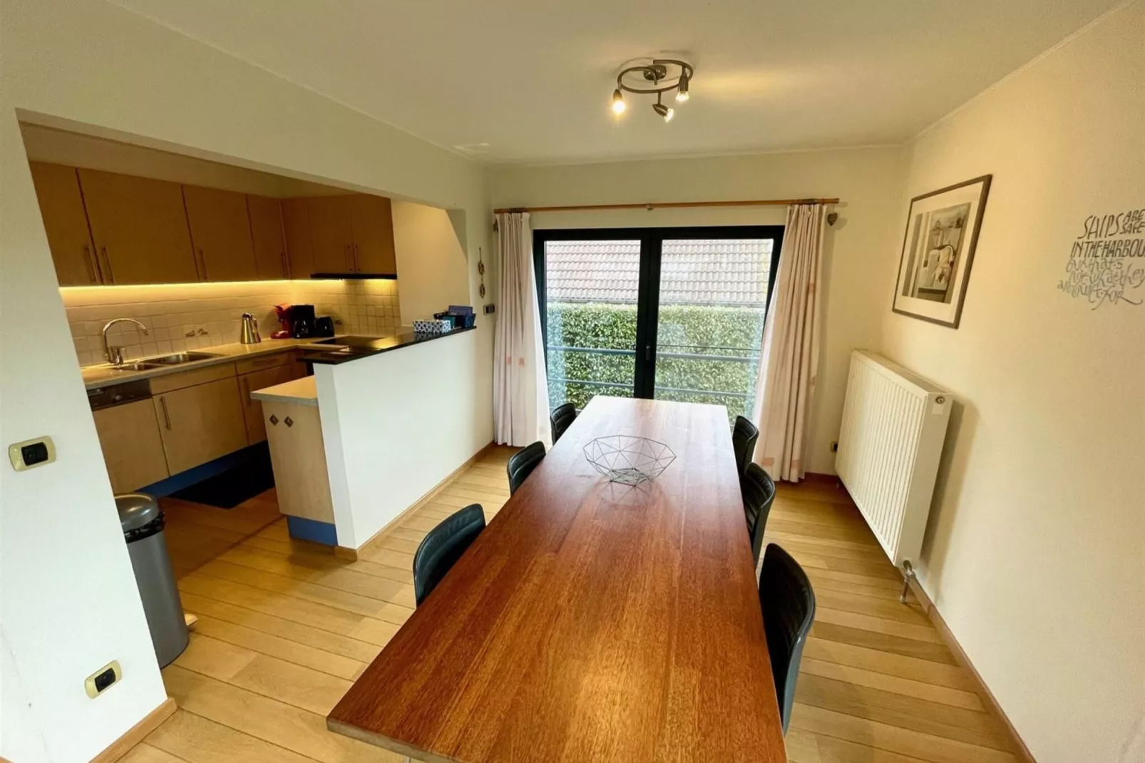 Omaar-Kitchen