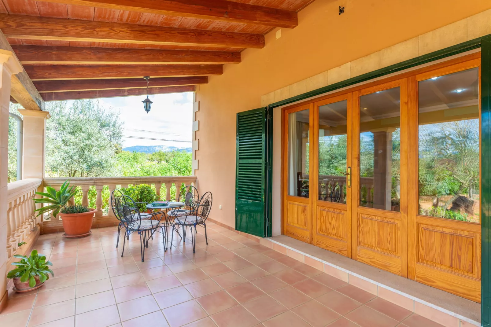 Es Garroveret-Terrassenbalkon