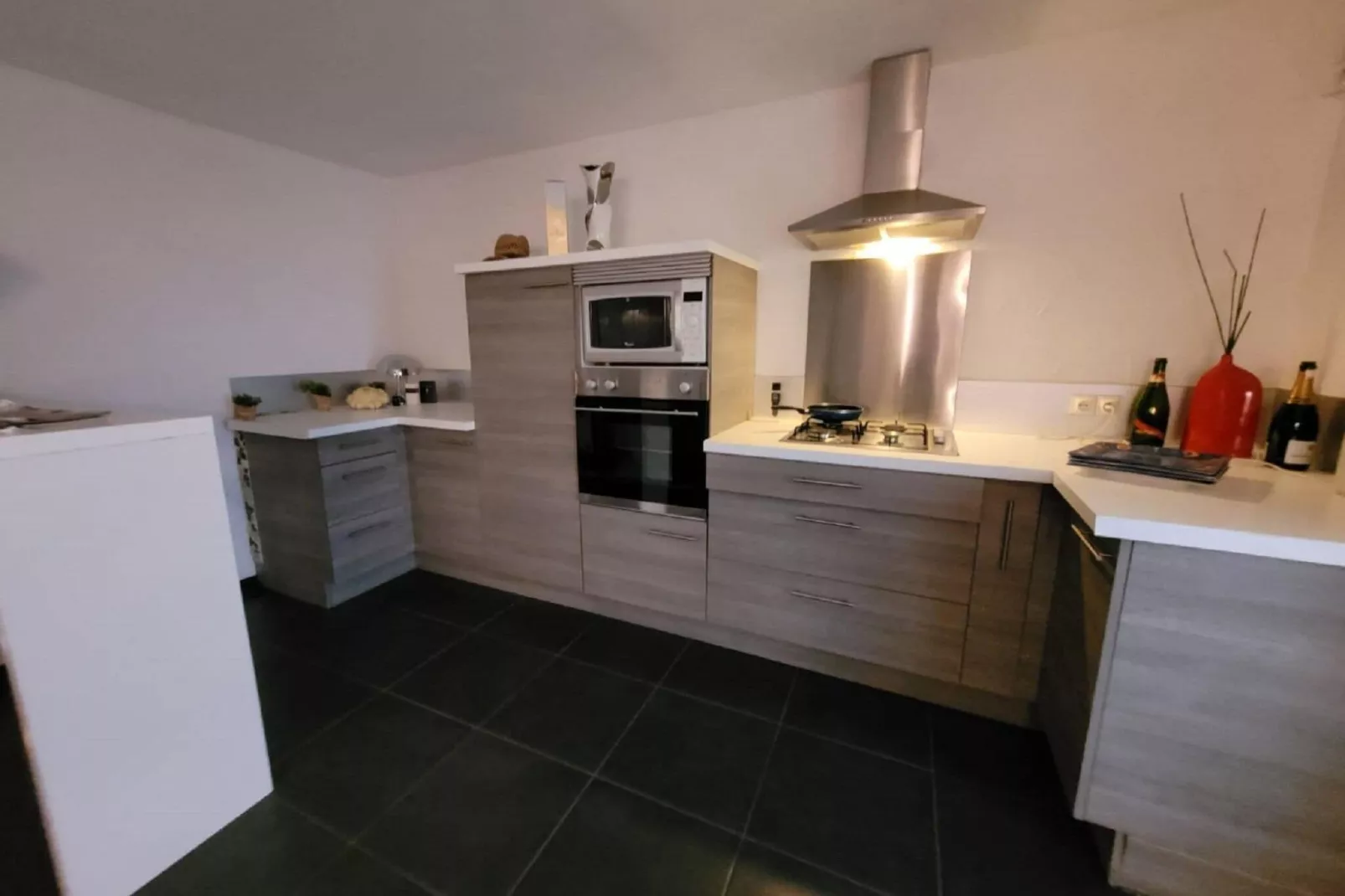 L'Aubépine-Kitchen